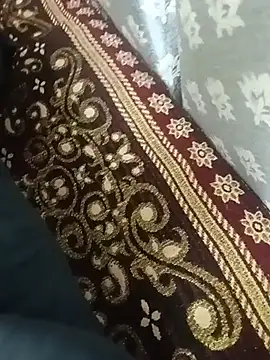 blacky_bby (F young) - Show Boobs