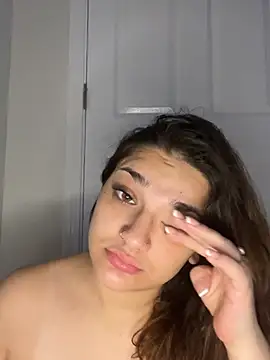 treasurebabii webcam