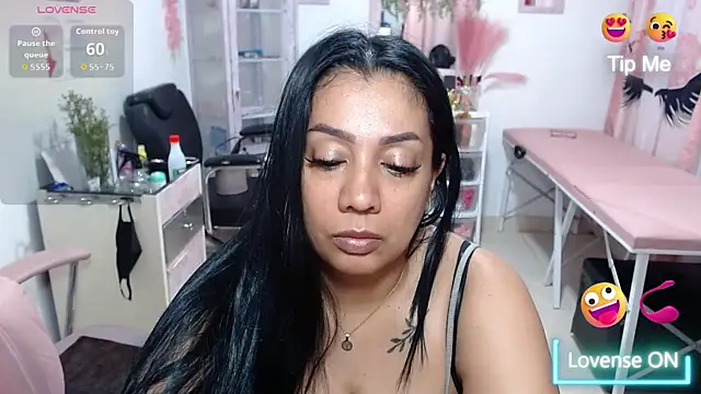 titsbiglovers webcam