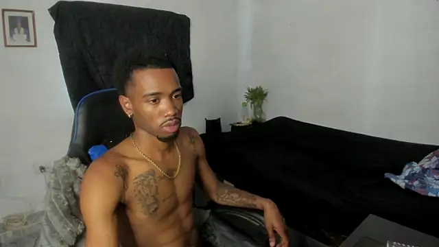 Kofi_exotic_2 webcam
