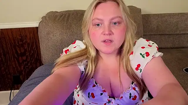 PhatAssBlond