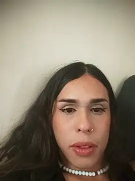 pretty_ariiel webcam