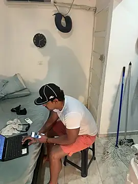 bigdick211292 webcam
