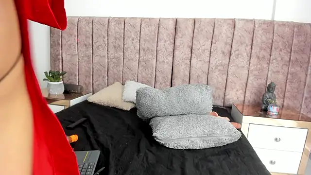 Dahlia_rossee webcam