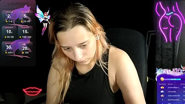 rachelpirce (F young) - get undressed