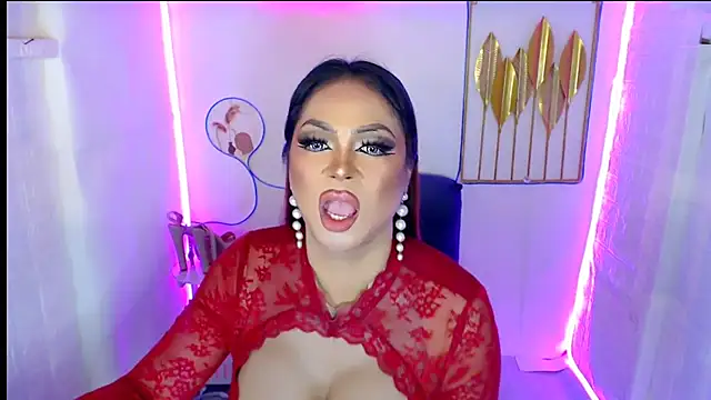WildSelfsuckerAmanda webcam