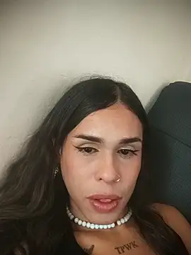 pretty_ariiel webcam