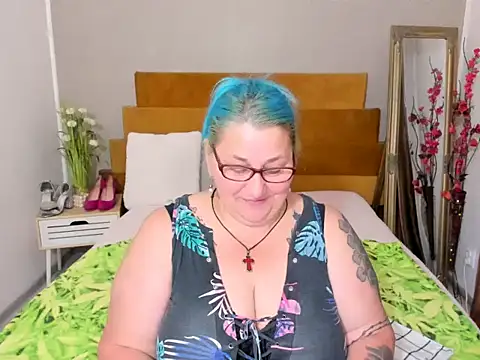 Sugarmommy_69X webcam