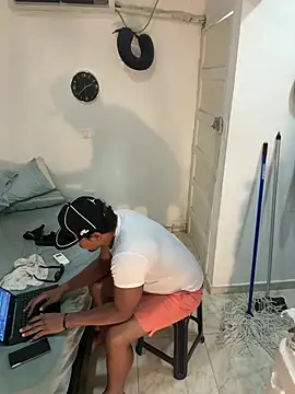bigdick211292 webcam