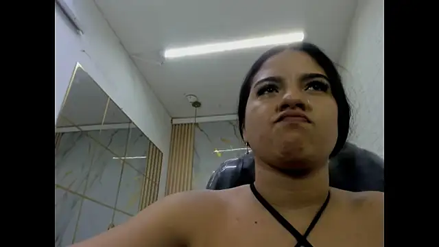 vanessa_f webcam