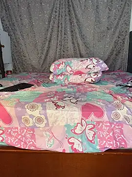 Soe_Lara webcam