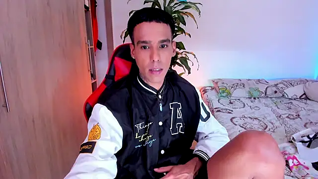 Damianwhite live cam on StripChat