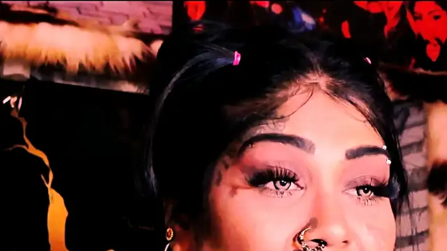 indian_dreamgirl webcam