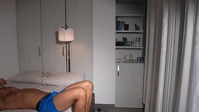 Paradise_boy__ webcam