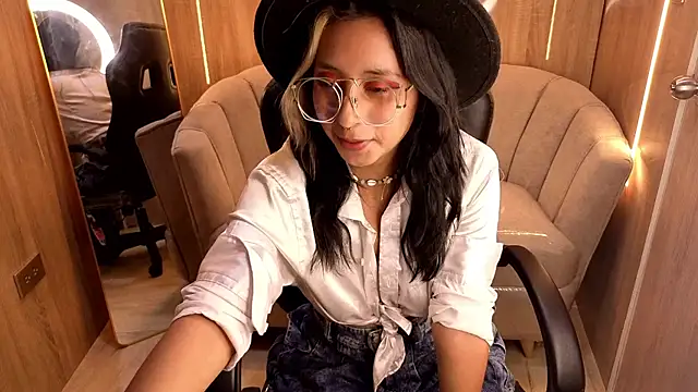 raven_stone_cn webcam