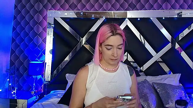 victoriaa_lee_ webcam