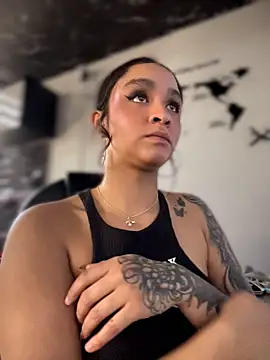 Isabella-Teen webcam