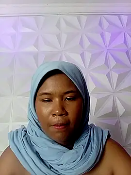 DALILAA_CURVY webcam