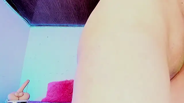 karol_stom webcam