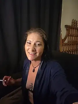 GODDESSTIAMAT webcam