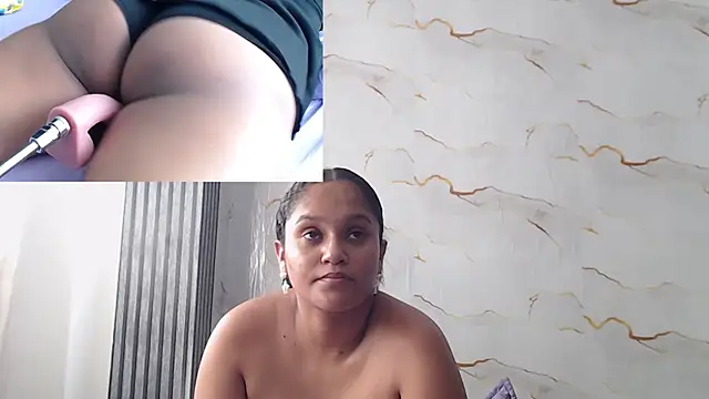 Emma_trons_ webcam
