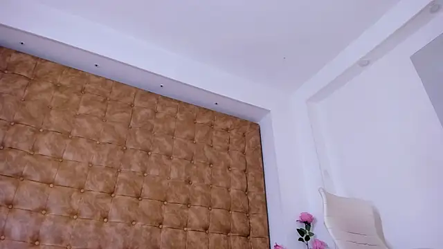 violet_giraldo webcam