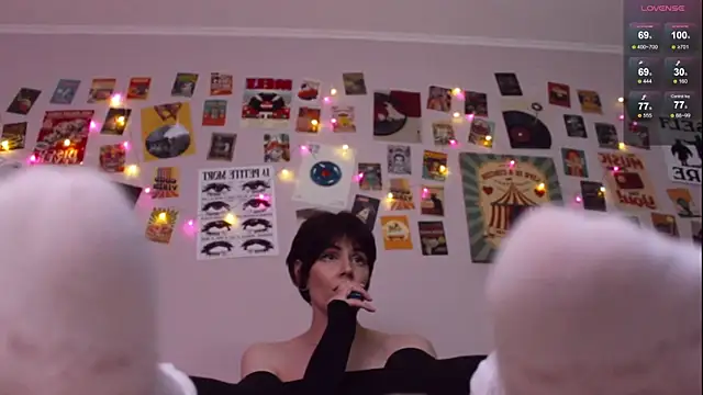 Luna_Blake webcam