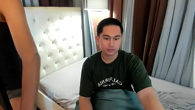 davincihugecock webcam