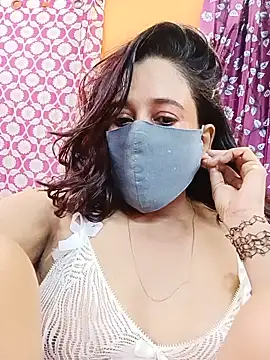 Hotpuja25 webcam
