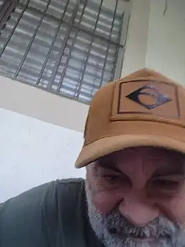 Peludo173317 webcam
