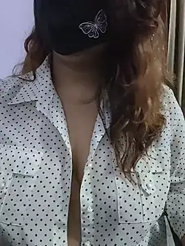 Angel_priy101 live cam on StripChat