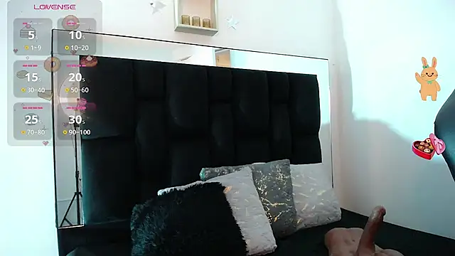 milly_sanchez live cam on StripChat