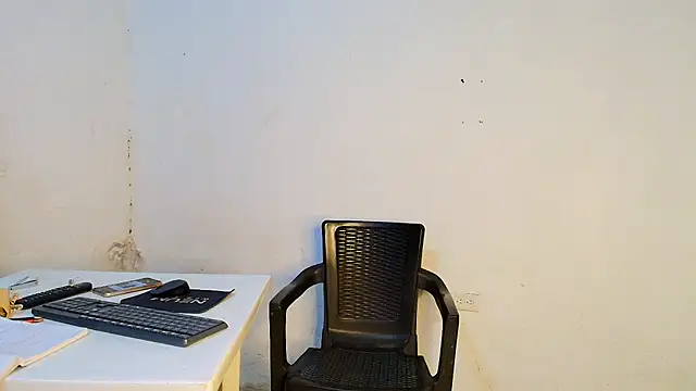 Oh_Tique webcam