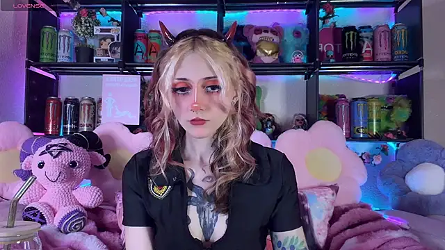 _Devill_Baby webcam