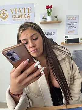 LIZ-06_ webcam