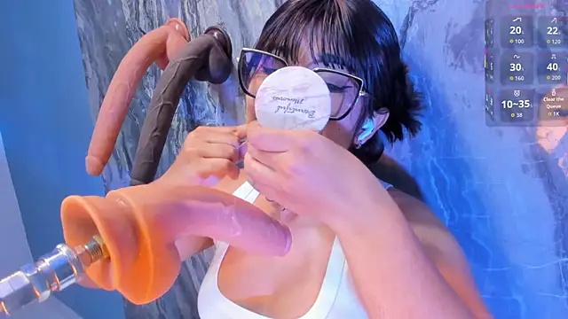 linda_sofi__ webcam