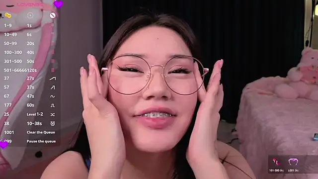 Momo_Ayase_ webcam