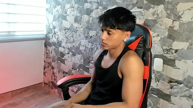 ZYZZ1312 live cam on StripChat