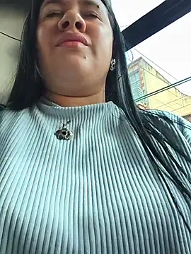 kendra-daring (F young) - Girl whips and sucks my tits