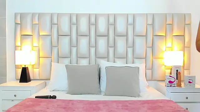 paola_katy_dicks webcam