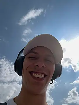 sam_damn webcam