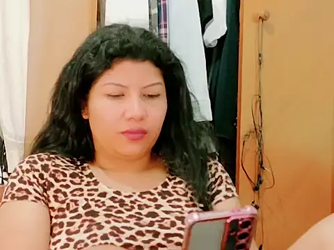 MojaditPussy webcam