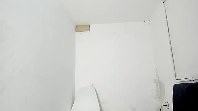 milkqueenboobs webcam