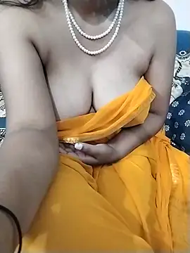 Naughty_MahiX live cam on StripChat
