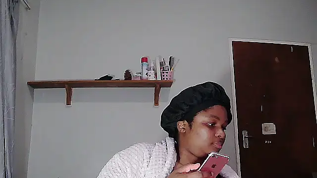 XxxPlumieSweetxxX live cam on StripChat