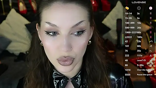 MistressDarsy webcam