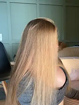 curchez_ (F young) - Fingering naked