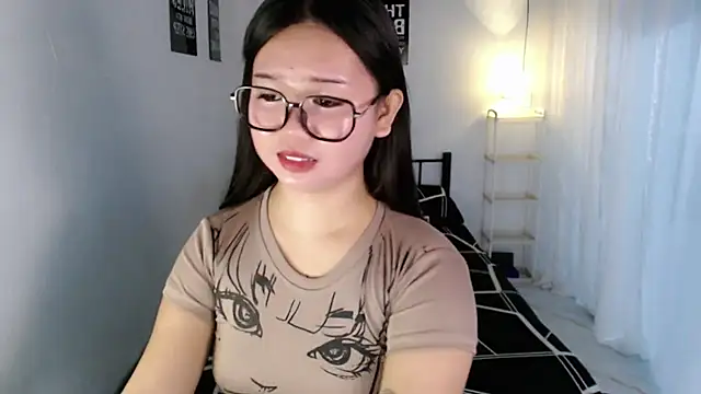 Vivorey_Leighn webcam