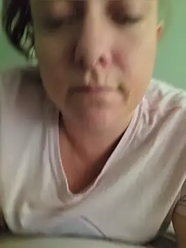 julimonroe webcam