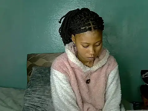 QueenVibe_ live cam on StripChat